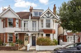 5 Best Estate Agents in Brighton - Explore local support for selling property